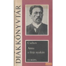 Anna a férje nyakán