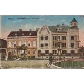 Szolnok - Szabadság-tér a szoborral